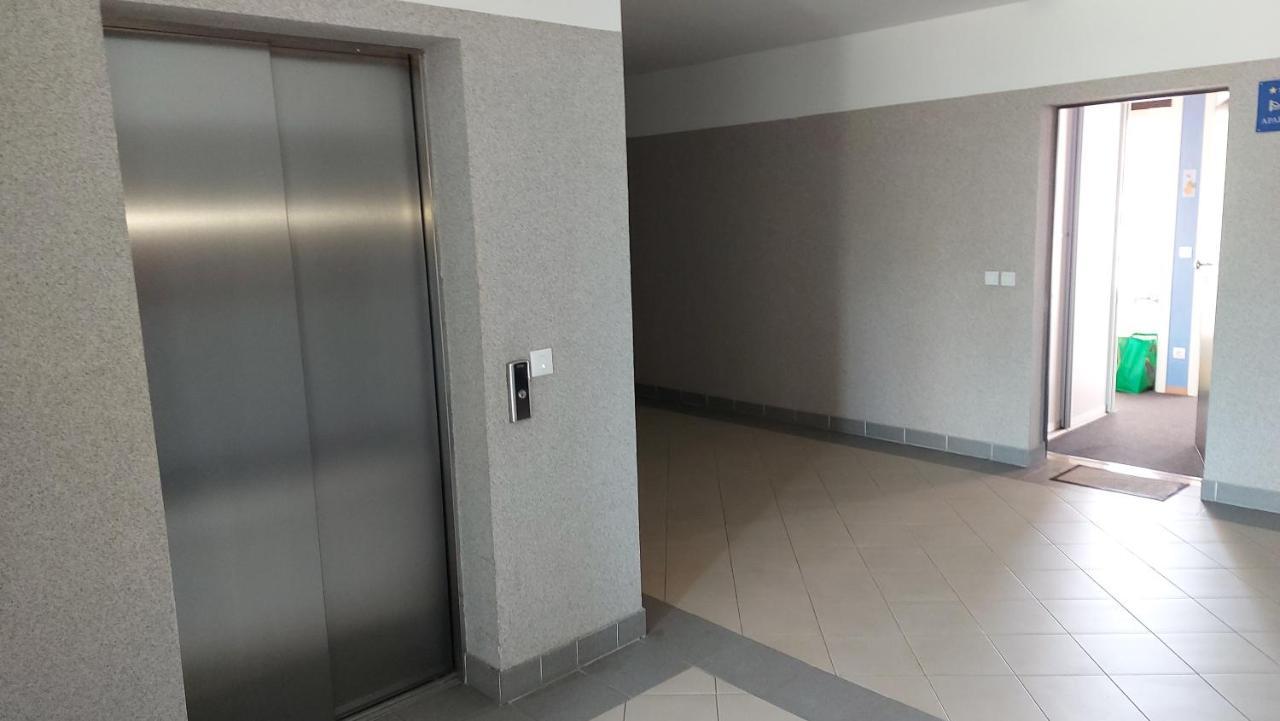 Ferienwohnung Apartman Ella Zagreb Exterior foto