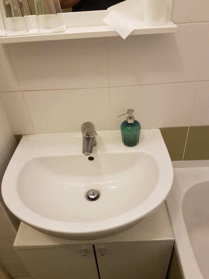 Ferienwohnung Apartman Ella Zagreb Exterior foto
